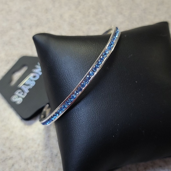 Bracelet blue Rhinestones on silver tone - Picture 5 of 9